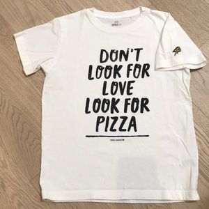 UNIQLO don’t look for love look for Pizza T-shirt